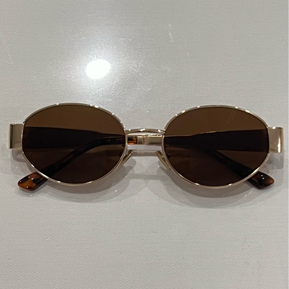 Triomphe Metal Sunglasses in Gold and Brown - Picture 3 of 5
